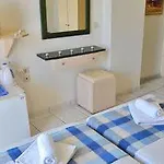 Ξενοδοχείο Mavrikos 3*