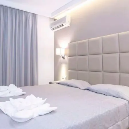 Mavrikos Otel Plános